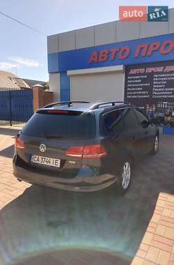 Универсал Volkswagen Passat 2011 в 
