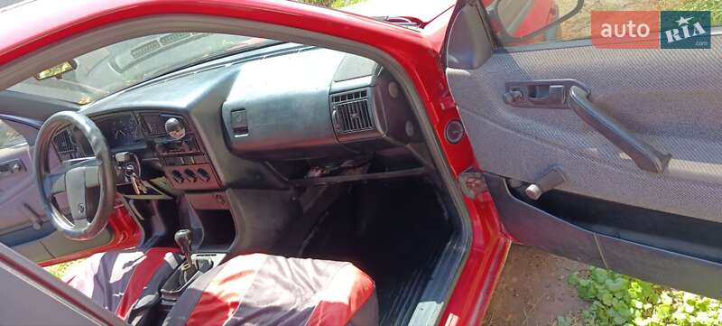 Универсал Volkswagen Passat 1989 в Толстом