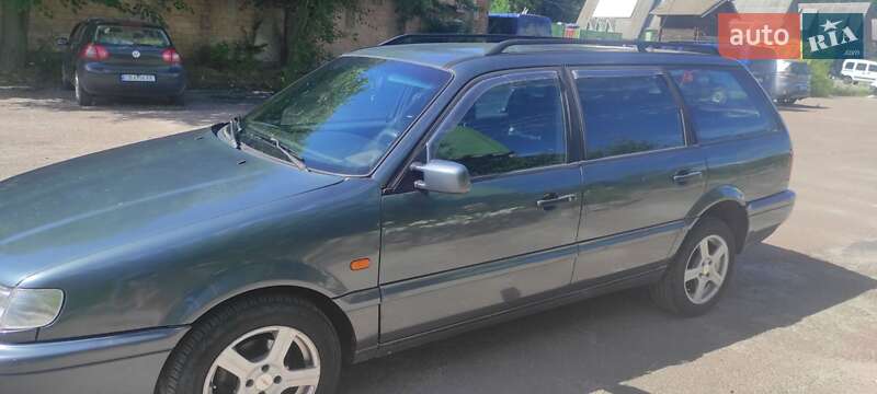 Универсал Volkswagen Passat 1995 в Чернигове