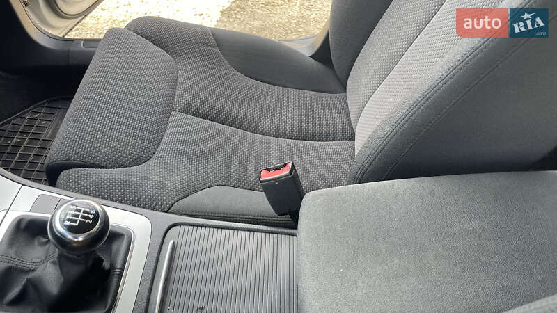 Универсал Volkswagen Passat 2008 в Долине