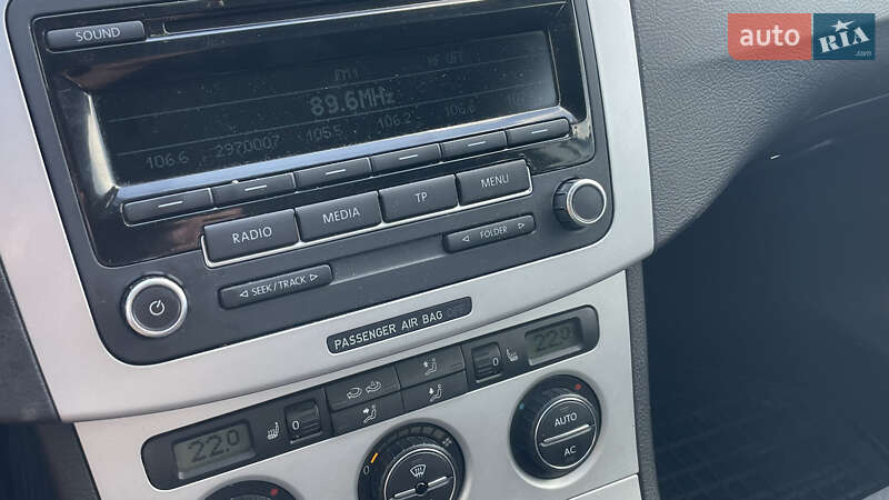 Универсал Volkswagen Passat 2008 в Долине