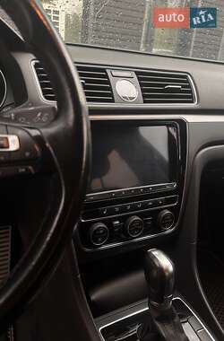 Седан Volkswagen Passat 2016 в 