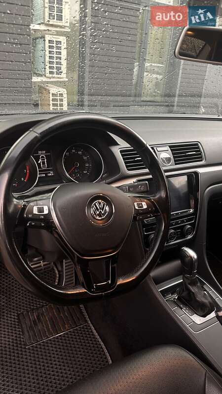 Седан Volkswagen Passat 2016 в Черкассах