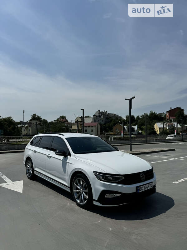 Універсал Volkswagen Passat 2019 в 