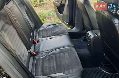 Універсал Volkswagen Passat 2011 в 