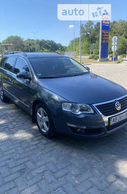 Универсал Volkswagen Passat 2008 в Гайсине