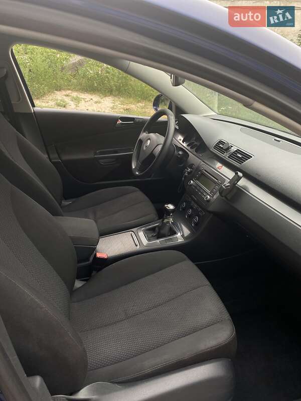 Универсал Volkswagen Passat 2006 в Терновке