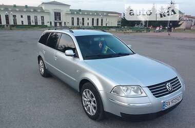 Універсал Volkswagen Passat 2001 в Шепетівці