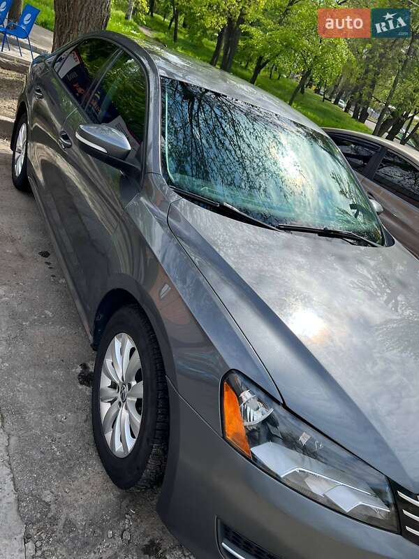 Седан Volkswagen Passat 2014 в Запорожье фото 10 Седан Volkswagen Passat 2014 в Запорожье