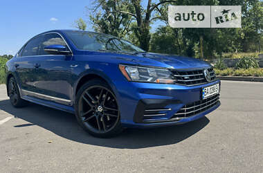 Седан Volkswagen Passat 2016 в Кропивницькому