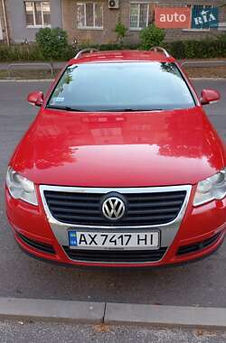 Универсал Volkswagen Passat 2010 в 