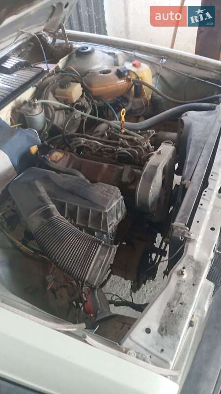 Хэтчбек Volkswagen Passat 1986 в Виноградове