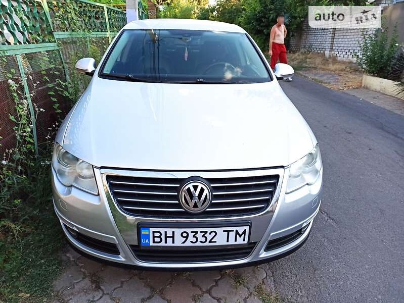 Седан Volkswagen Passat 2006 в Одесі