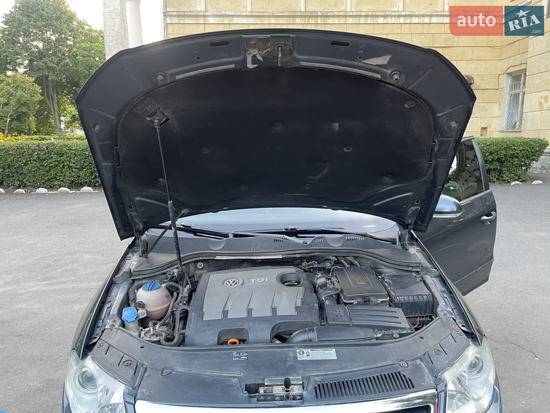 2010 Volkswagen Passat - мініатюра 19