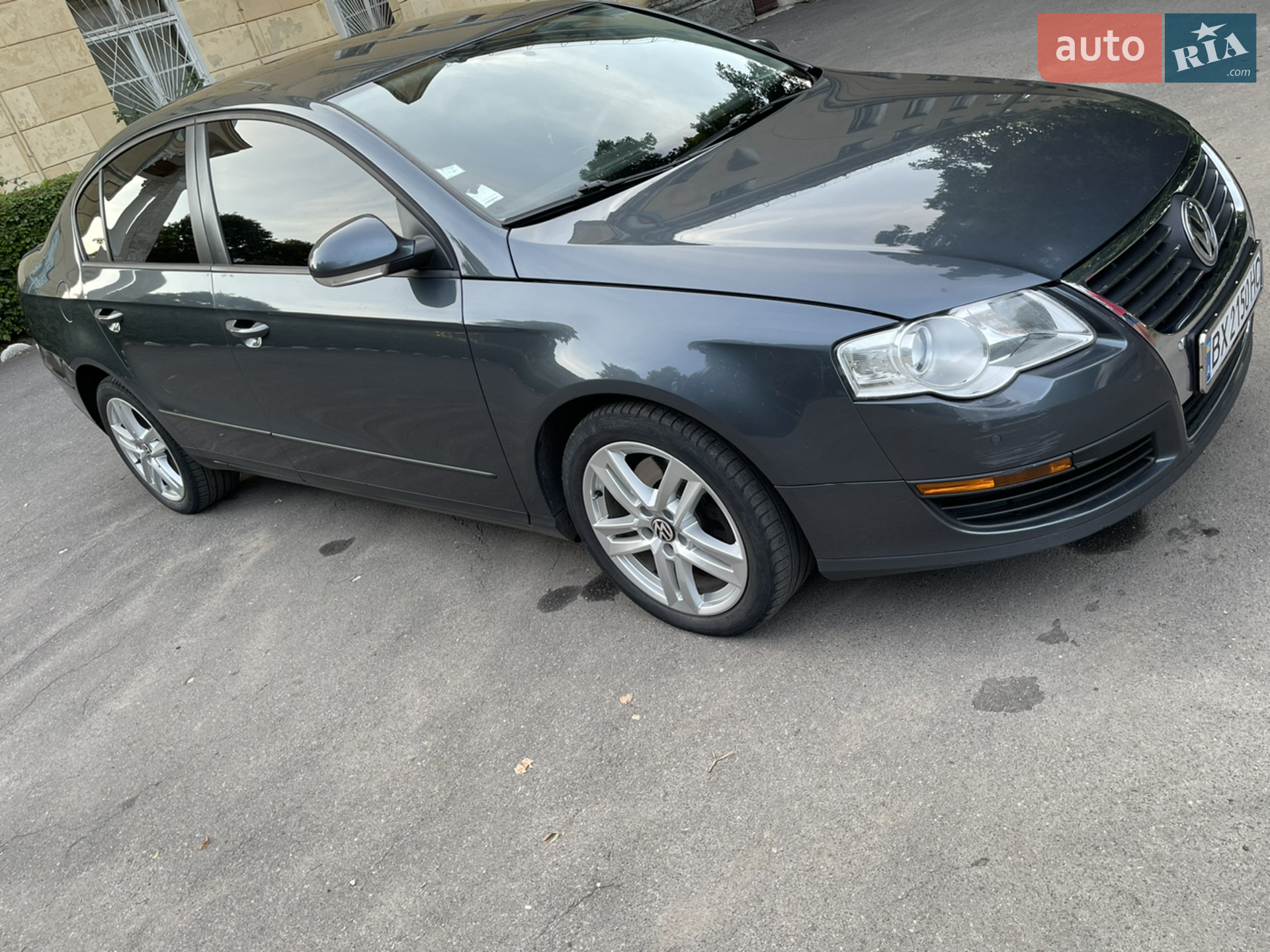 2010 Volkswagen Passat - мініатюра 28