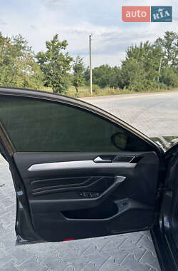 Седан Volkswagen Passat 2020 в 