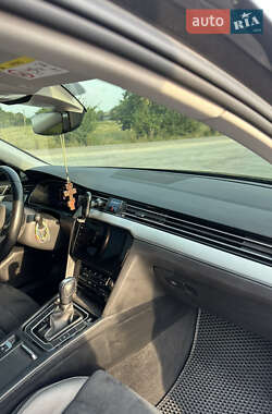 Седан Volkswagen Passat 2020 в 