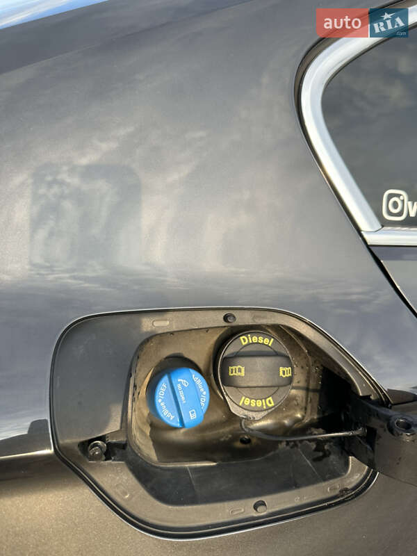 Седан Volkswagen Passat 2020 в Черновцах