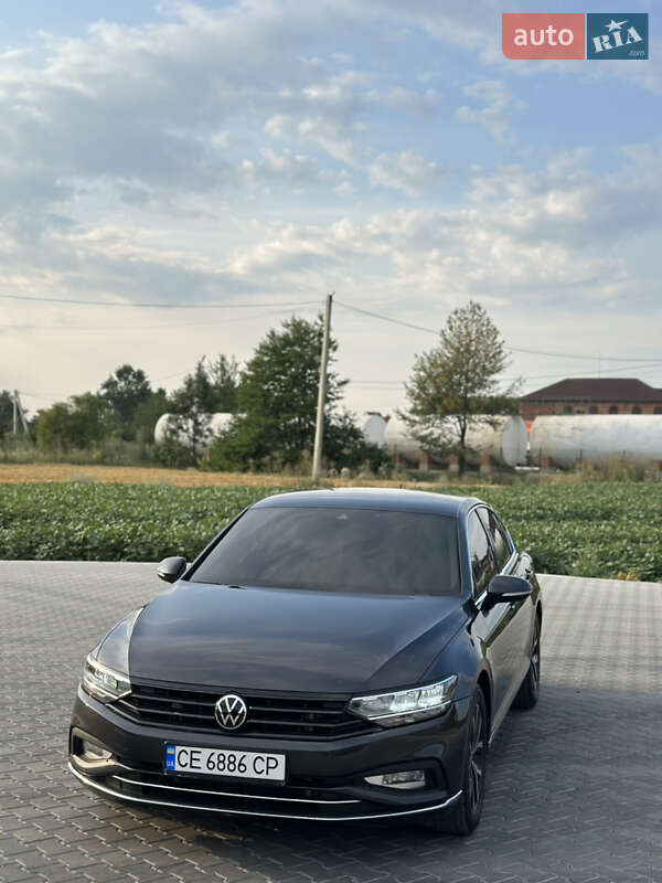 Седан Volkswagen Passat 2020 в Черновцах