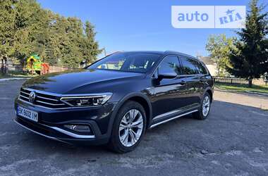 Універсал Volkswagen Passat 2020 в Рокитному