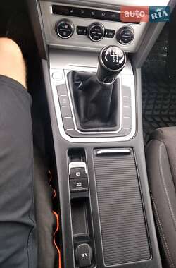 Универсал Volkswagen Passat 2016 в 