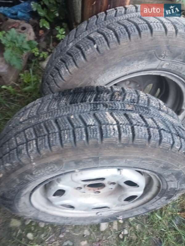 Хэтчбек Volkswagen Passat 1988 в Берегомете