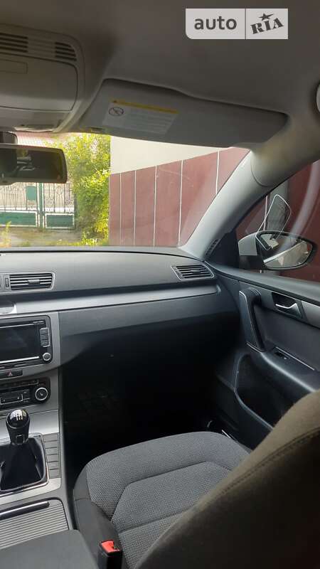 Универсал Volkswagen Passat 2011 в Львове