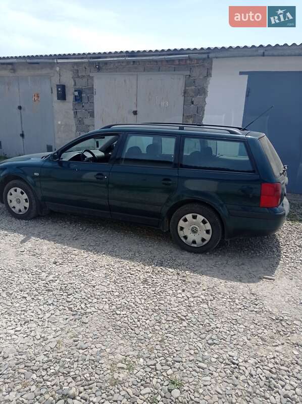 Универсал Volkswagen Passat 2000 в Коломые