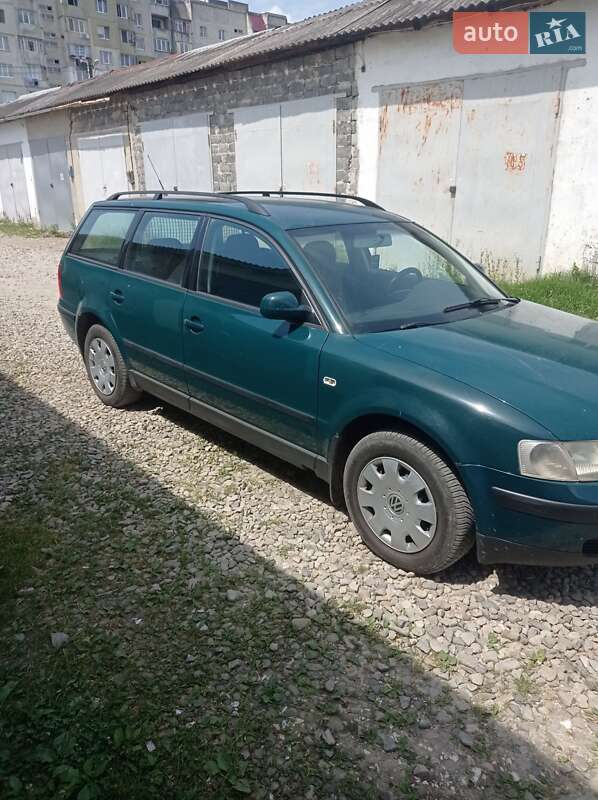 Универсал Volkswagen Passat 2000 в Коломые