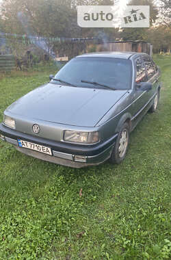 Седан Volkswagen Passat 1989 в Коломиї