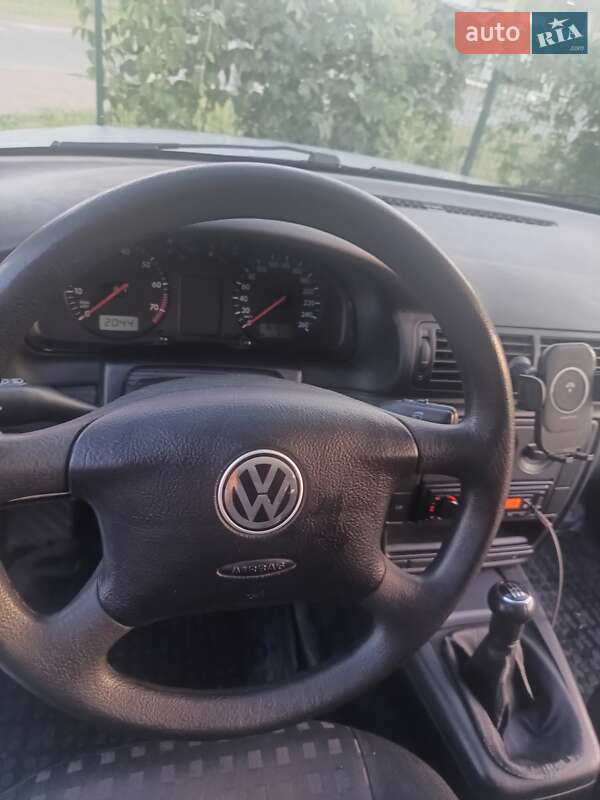 Універсал Volkswagen Passat 2000 в Бердичеві