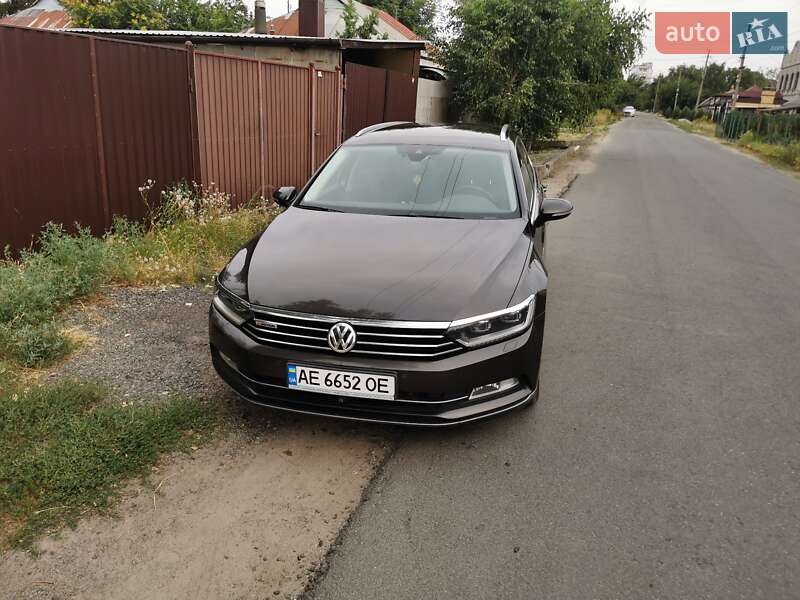 Универсал Volkswagen Passat 2016 в Днепре