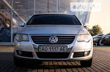 Седан Volkswagen Passat 2006 в Ужгороді