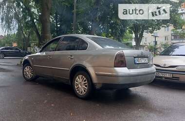 Седан Volkswagen Passat 2002 в Вінниці