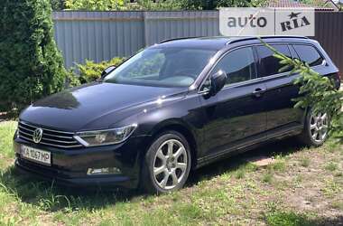 Универсал Volkswagen Passat 2017 в Киеве