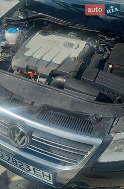 Универсал Volkswagen Passat 2010 в 