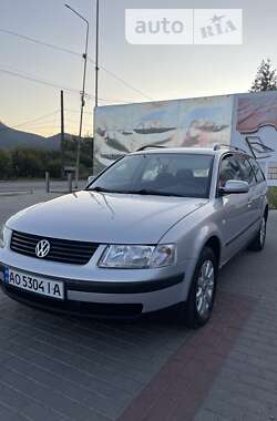 Універсал Volkswagen Passat 2000 в Хусті