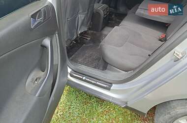 Універсал Volkswagen Passat 2006 в 