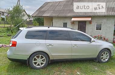 Універсал Volkswagen Passat 2006 в Коломиї