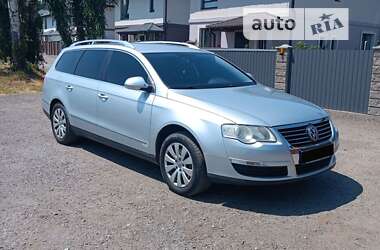 Універсал Volkswagen Passat 2008 в Києві