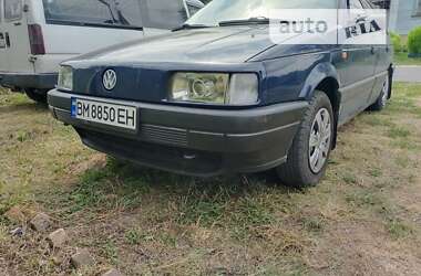 Седан Volkswagen Passat 1993 в Бурыни