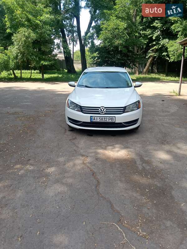 Volkswagen Passat 2011