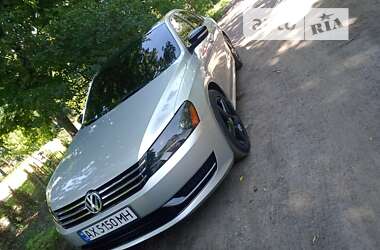 Седан Volkswagen Passat 2014 в Харькове