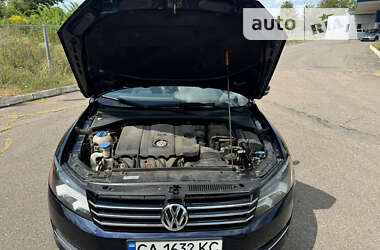 Седан Volkswagen Passat 2012 в Черкасах