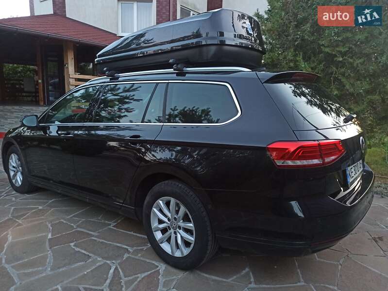 Універсал Volkswagen Passat 2015 в Дніпрі