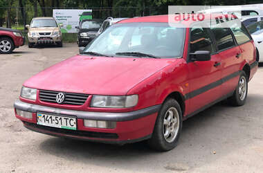 Универсал Volkswagen Passat 1994 в Львове