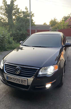 Седан Volkswagen Passat 2007 в Ромнах