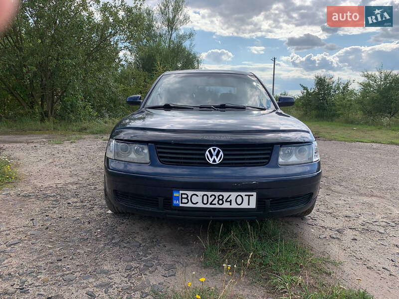 Седан Volkswagen Passat 1997 в Кам'янці-Бузькій