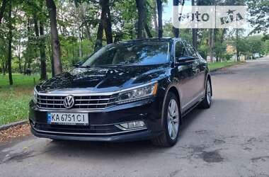 Седан Volkswagen Passat 2016 в Киеве