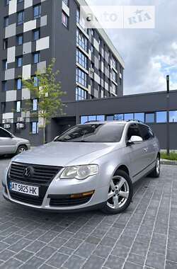 Універсал Volkswagen Passat 2005 в Івано-Франківську